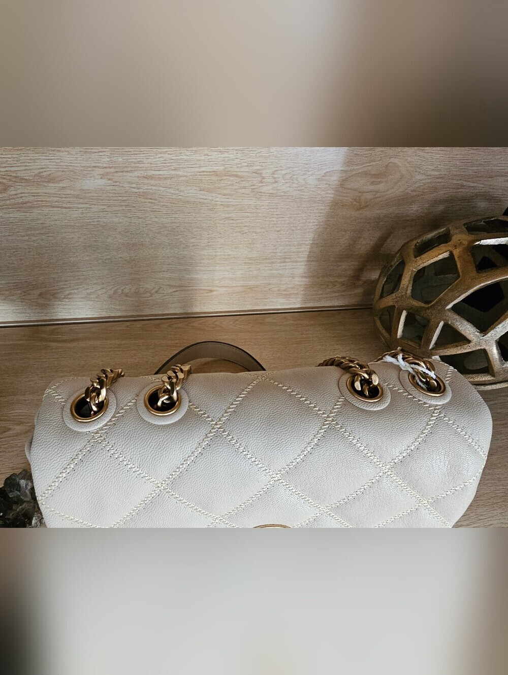 Tory Burch willa shoulder bag . - Picture 7 of 17